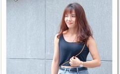 他用舌头给我添高潮部分韩国男人